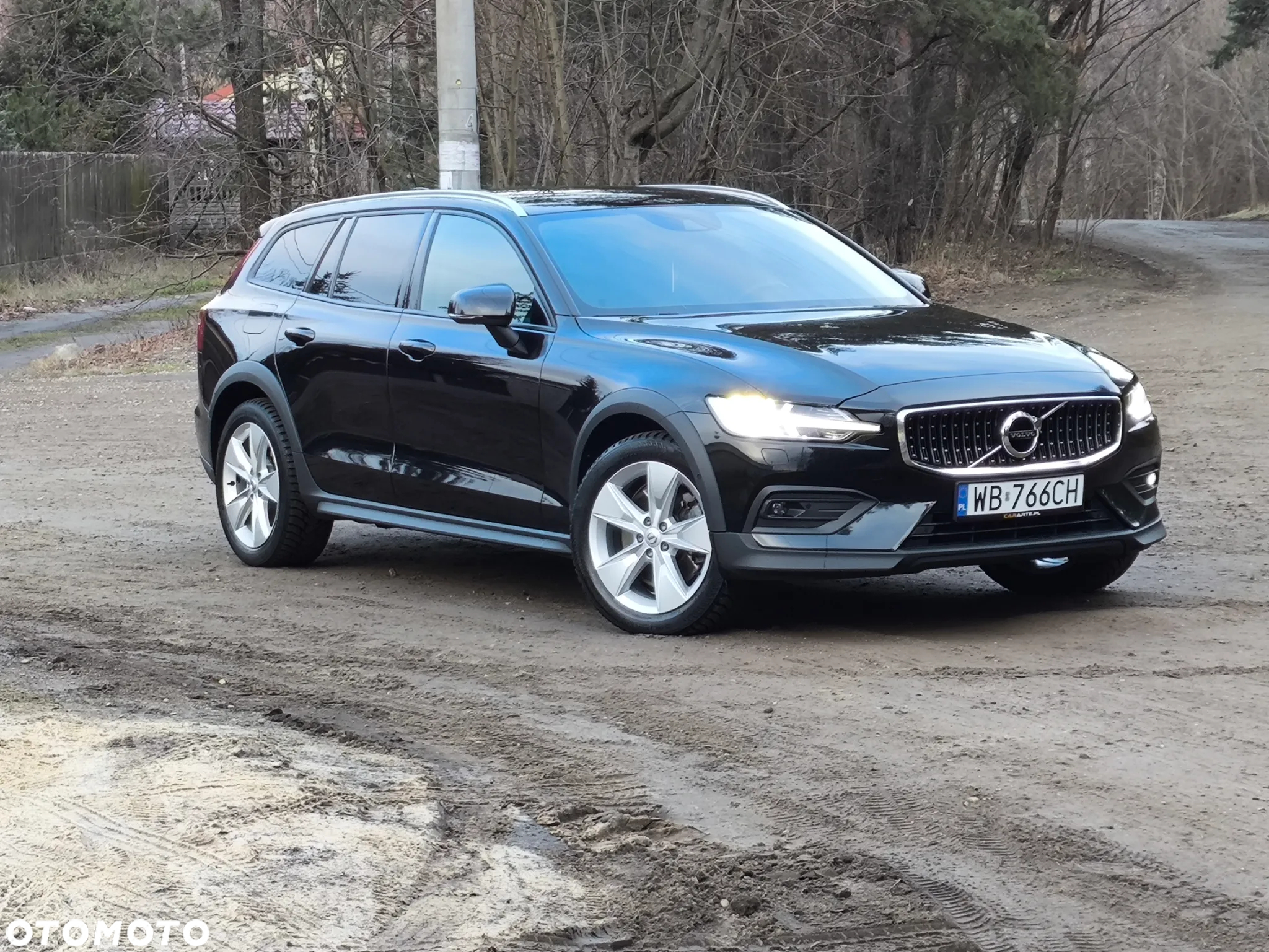 Volvo V60 Cross Country - 2