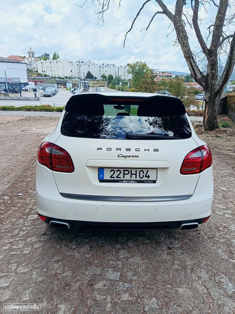 Porsche Cayenne Tiptronic S - 17