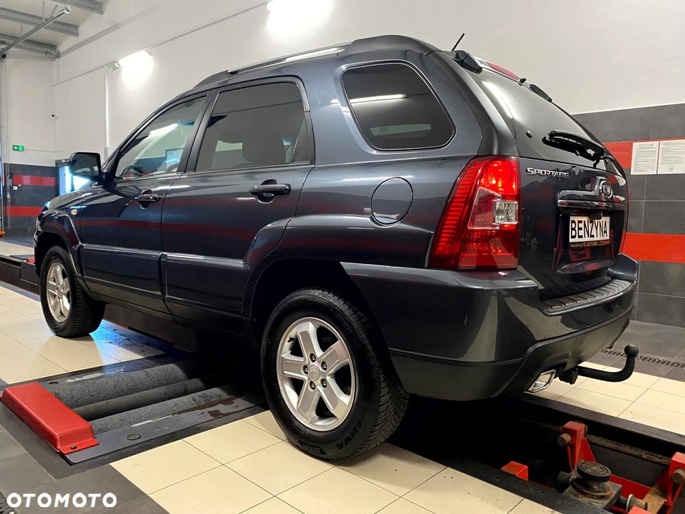 Kia Sportage 2.0 2WD LX - 8