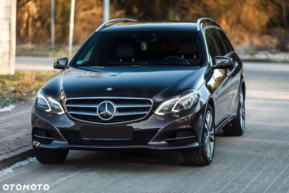 Mercedes-Benz Klasa E 300 BlueTec Hybrid - 4