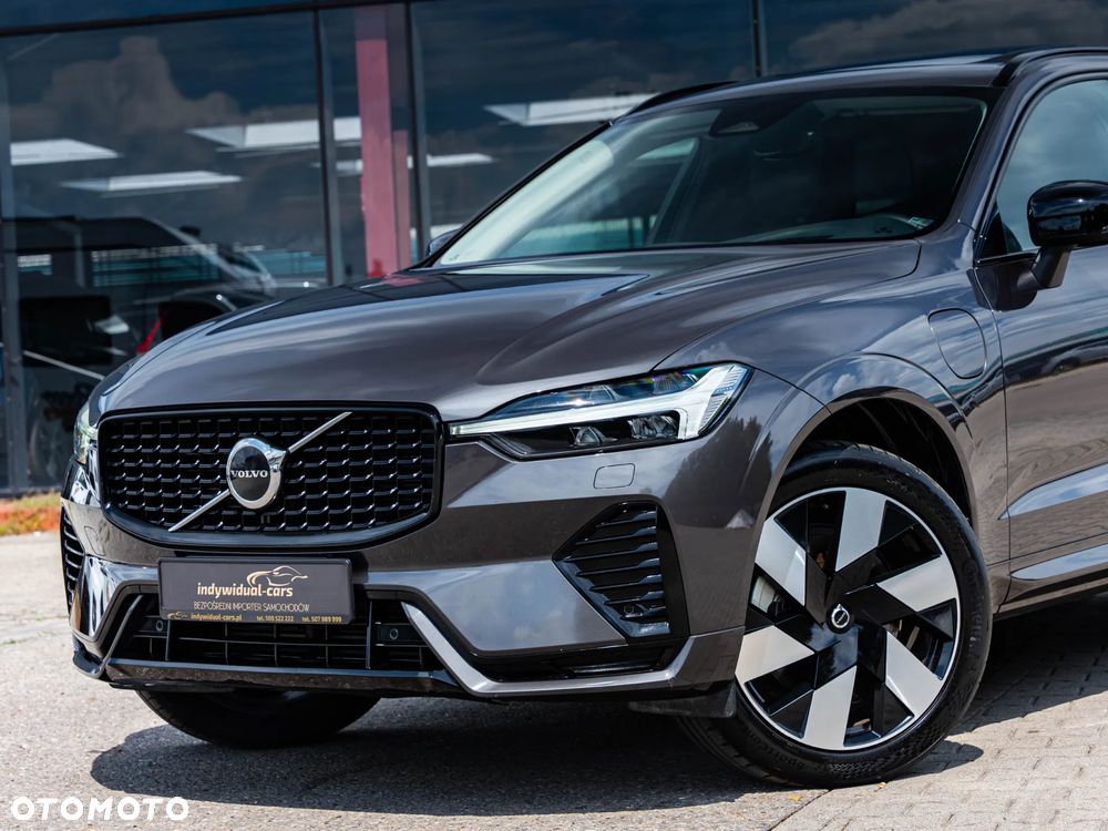 Volvo XC 60 T6 Plug-In Hybrid AWD R-Design - 8