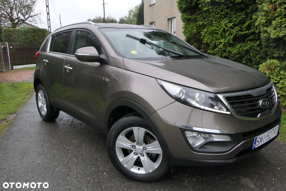 Kia Sportage 2.0 L - 12