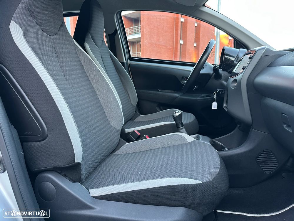 Toyota Aygo 1.0 X-Play+X-Touch - 7