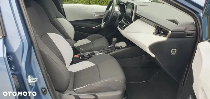 Toyota Corolla 1.8 Hybrid Executive - 12