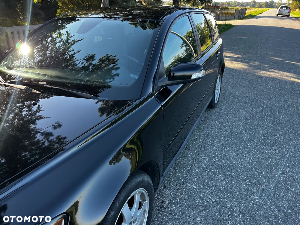 Volvo V50 - 32