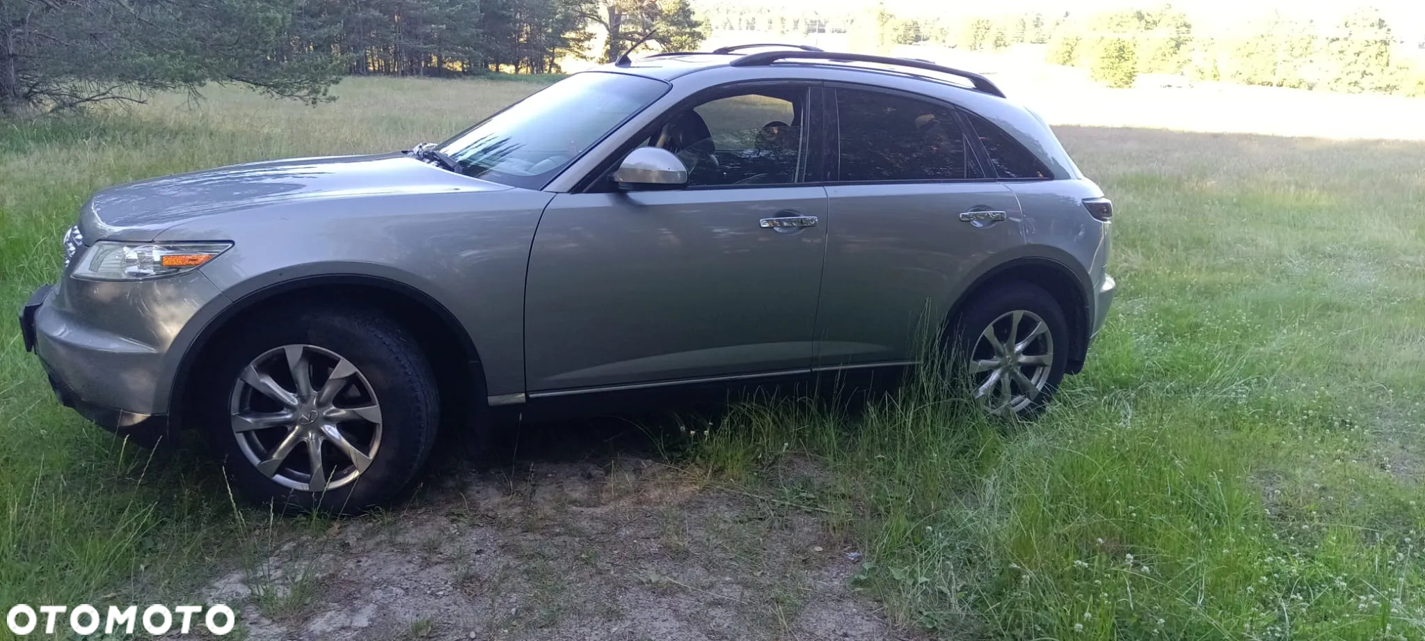Infiniti FX FX35 - 17