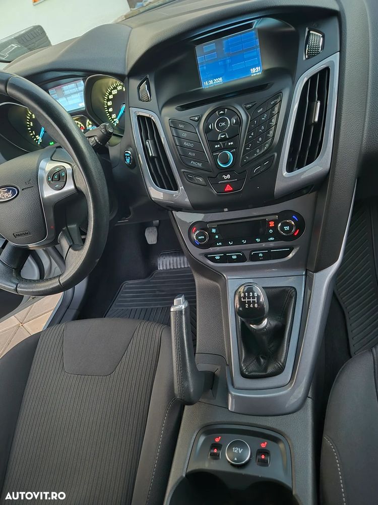 Ford Focus 1.0 EcoBoost Start-Stopp-System TITANIUM - 14