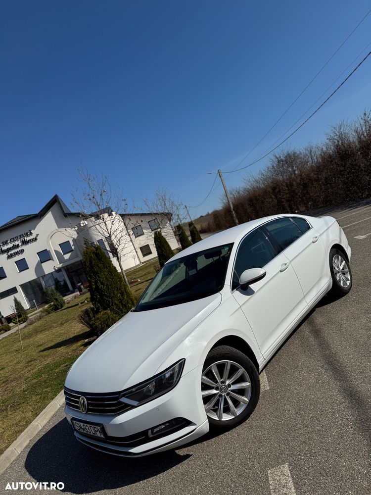 Volkswagen Passat - 2