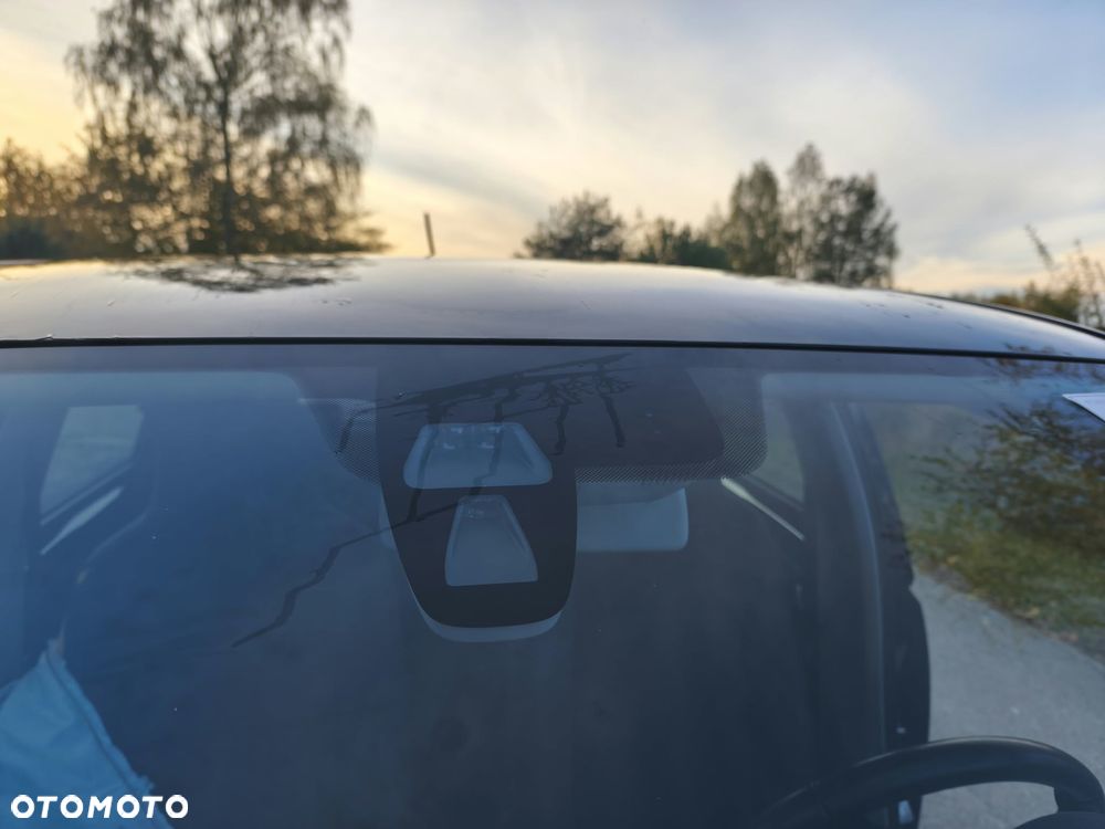 Volkswagen up! IQ.DRIVE - 12