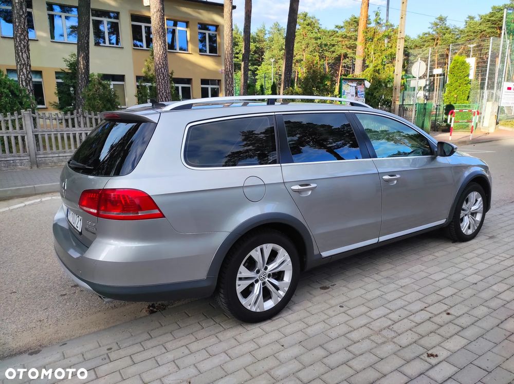 Volkswagen Passat 2.0 TDI BMT 4Mot Highline DSG - 15