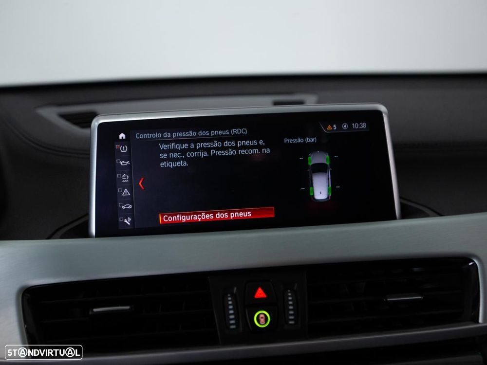 BMW X1 18 d sDrive xLine Auto - 28