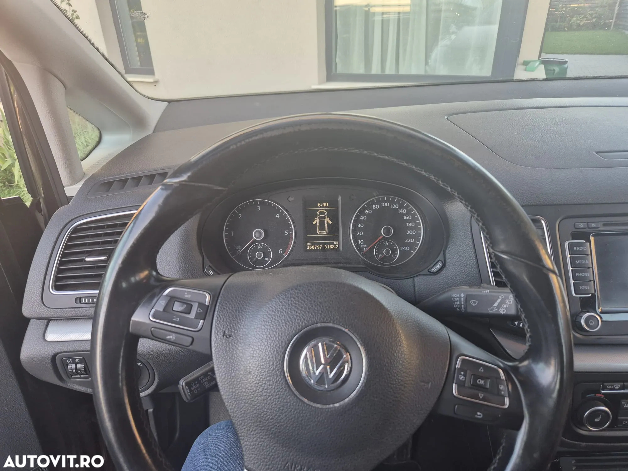 Volkswagen Sharan 2.0 TDI 4MOTION BlueMotion Technology Comfortline - 8