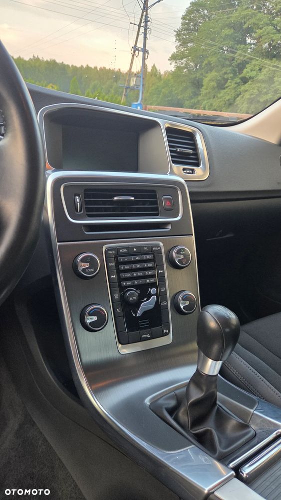 Volvo S60 DRIVe - 18