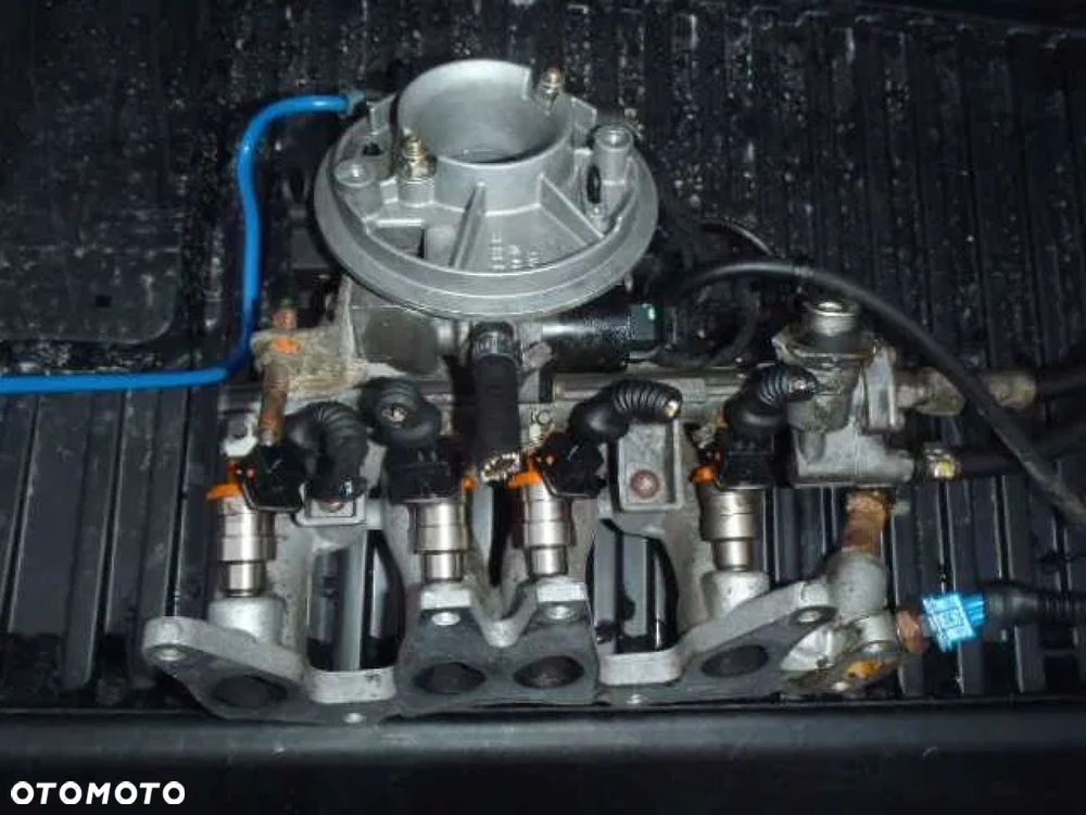 kolektor ssący wtrysk przepustnica palio siena punto I doblo 1.2 8v 75 - 1