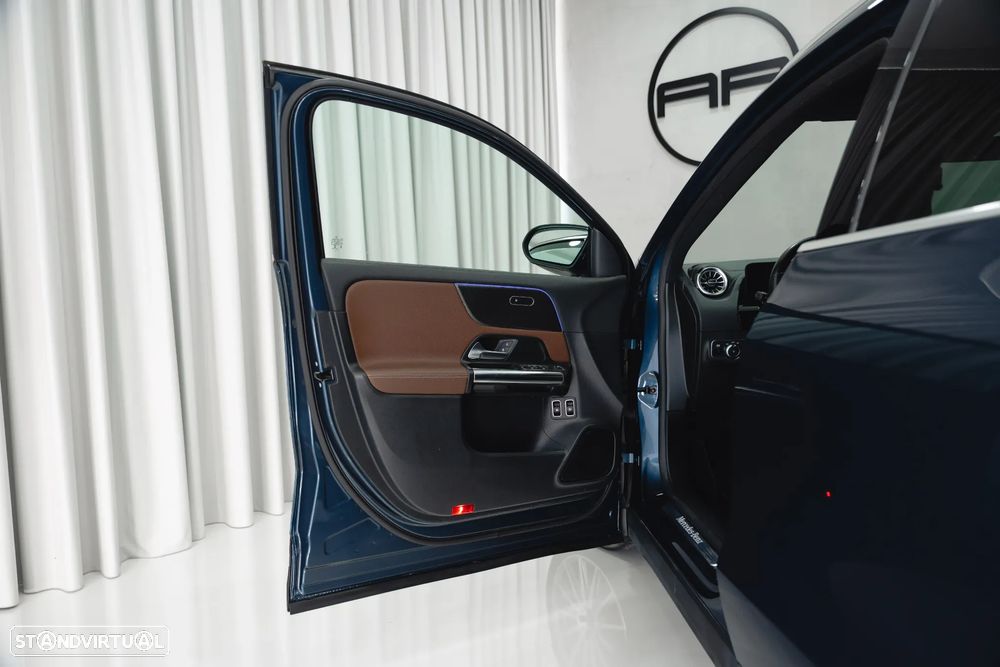 Mercedes-Benz GLA 250 e 8G-DCT AMG Line - 19