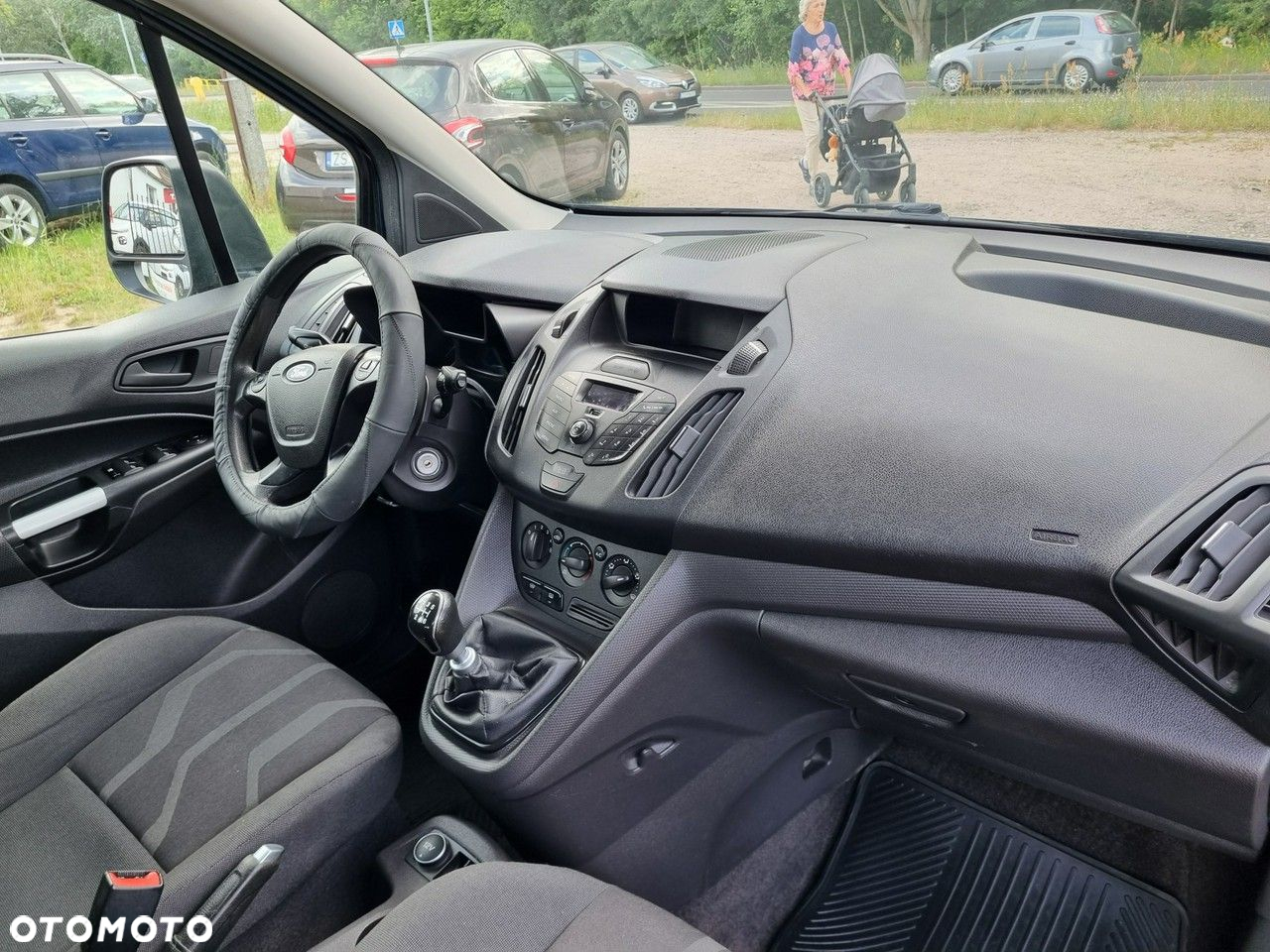 Ford Tourneo Connect Grand - 20
