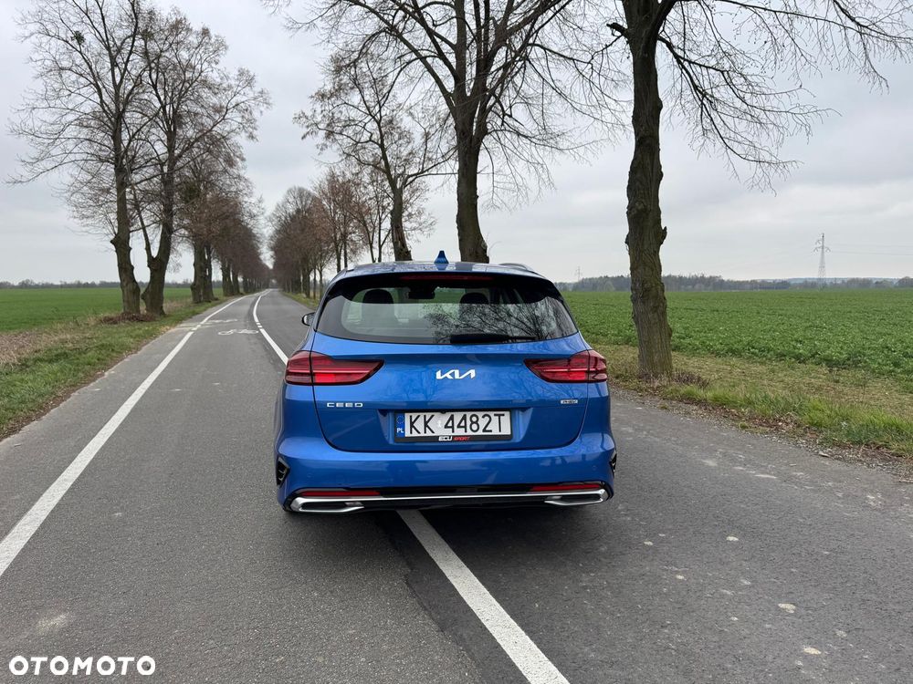 Kia Ceed 1.6 GDI PHEV L Business Line DCT - 6