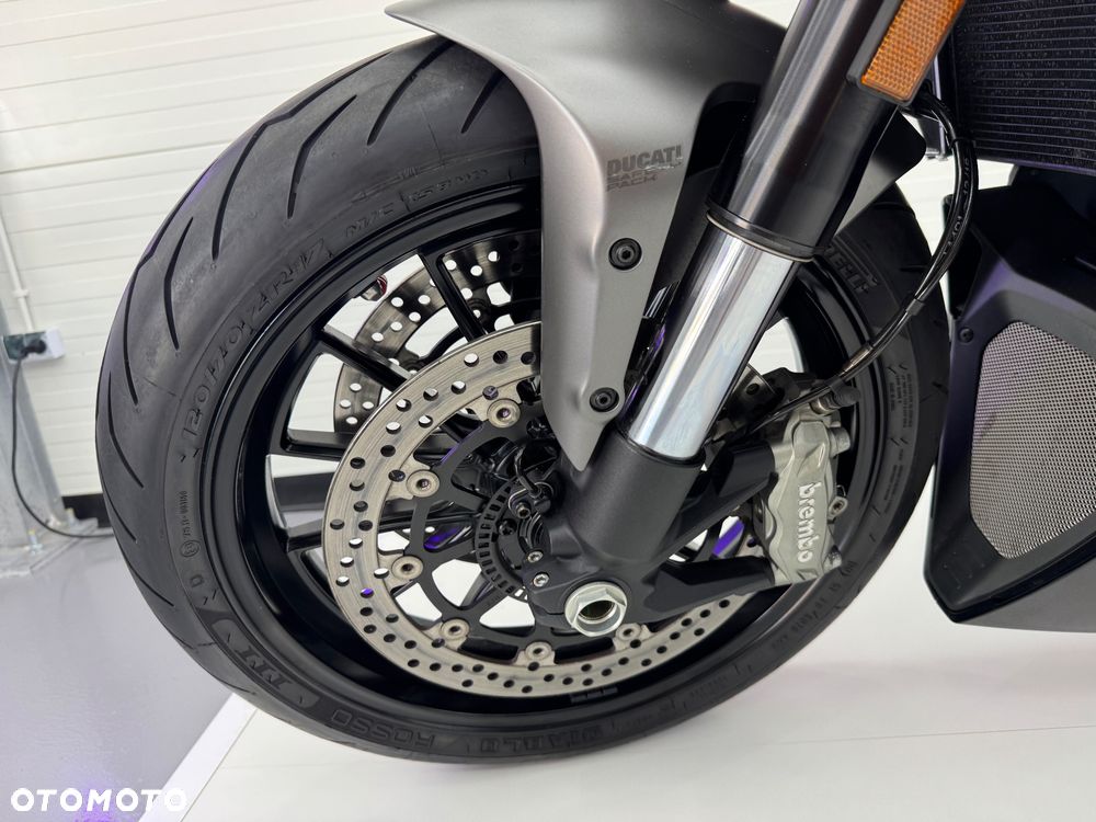 Ducati Diavel - 38