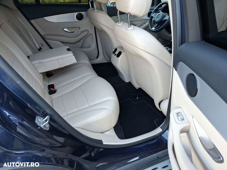 Mercedes-Benz GLC 250 d 4MATIC - 15