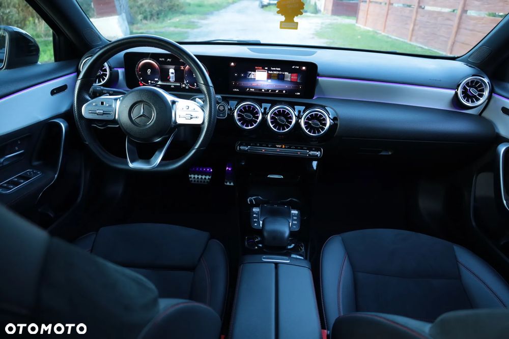 Mercedes-Benz Klasa A 200 AMG Line 7G-DCT - 17