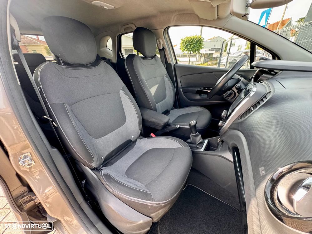 Renault Captur 0.9 TCE - 16
