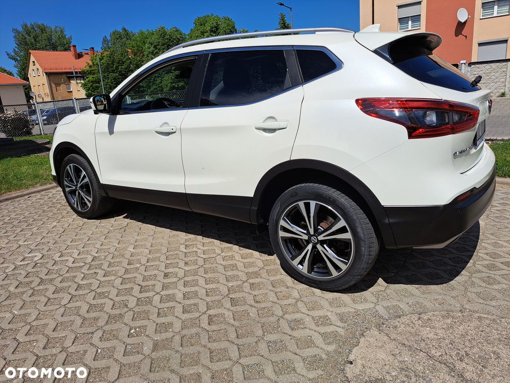 Nissan Qashqai 1.3 DIG-T N-Connecta - 6