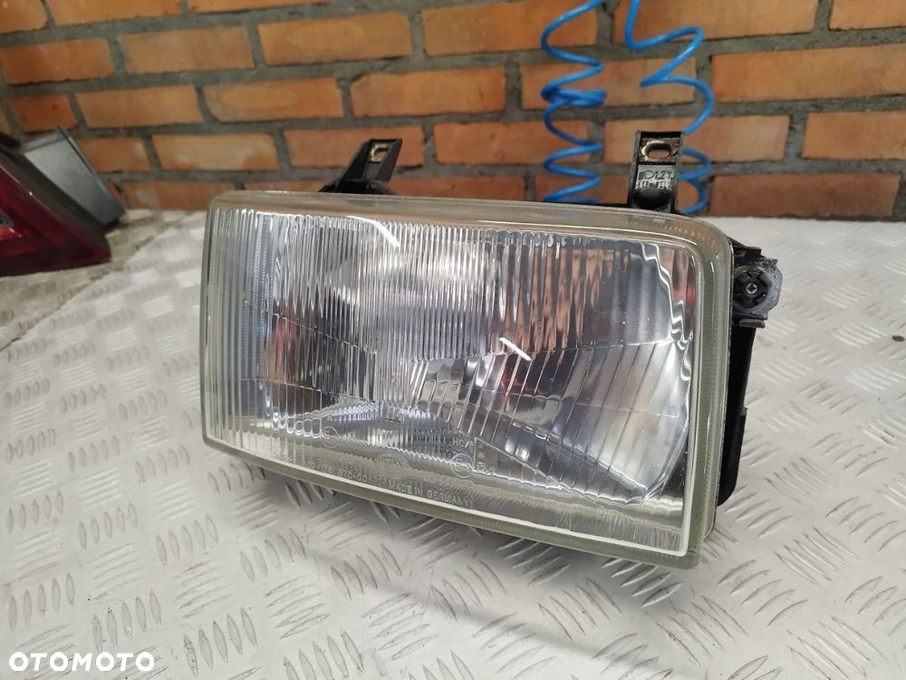 LAMPA PRAWA PRZEDNIA VW TRANSPORTER T4 - 5