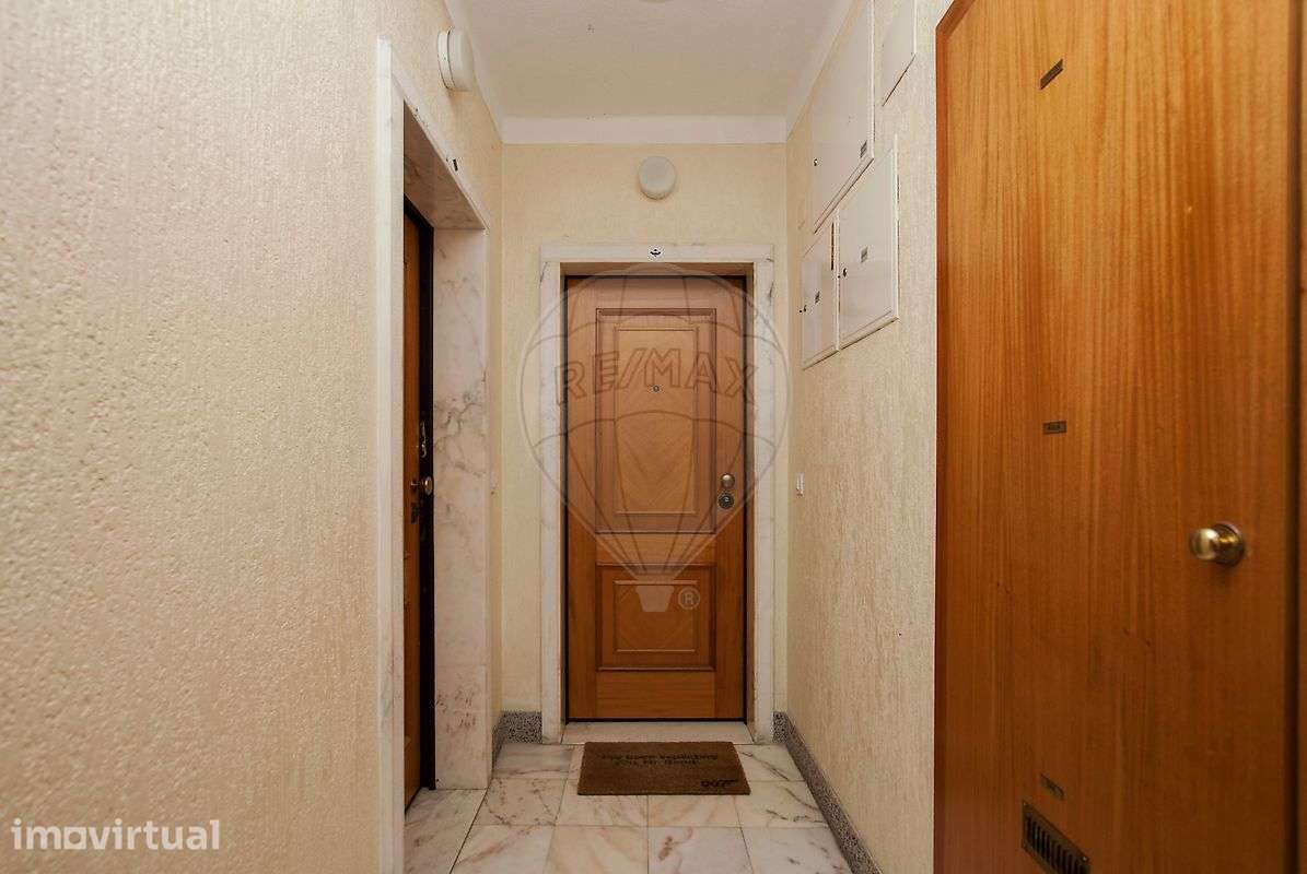 Apartamento T2 para arrendamento - Grande imagem: 2/22