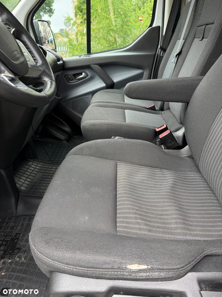 Ford Transit Custom 270 L1H1 Ambiente - 17