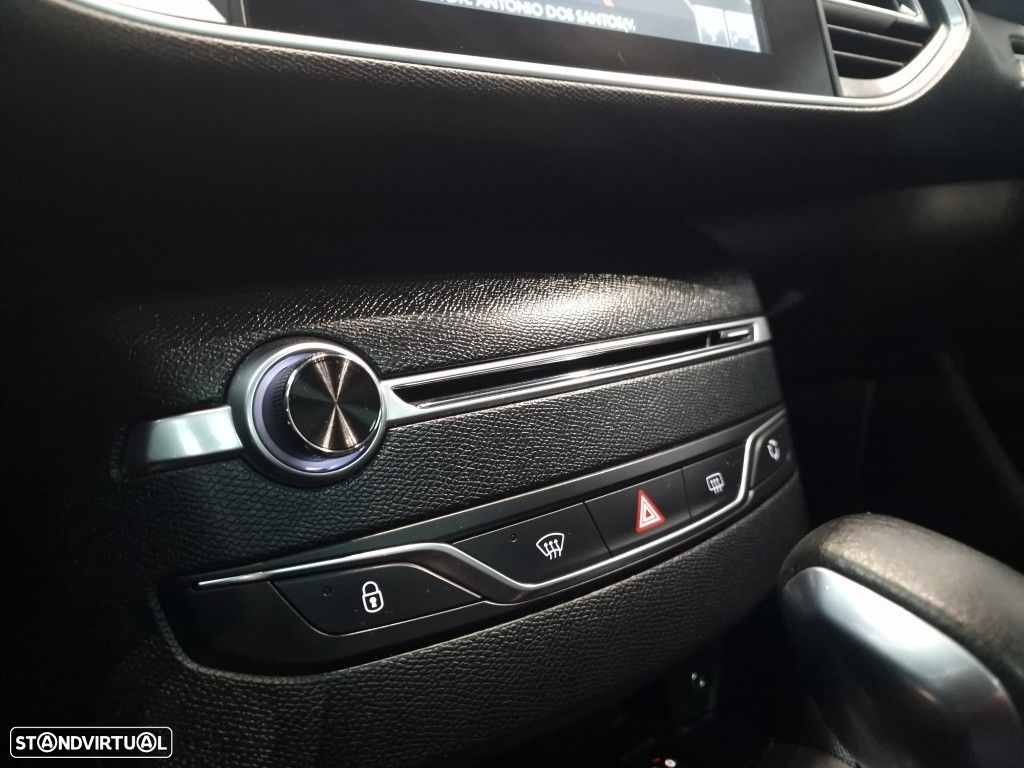 Peugeot 308 SW 2.0 BlueHDi Allure J18 EAT6 - 45