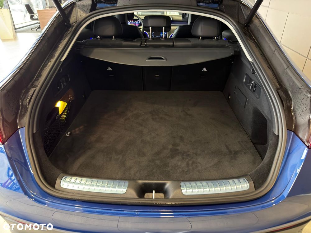 Mercedes-Benz GLC - 18