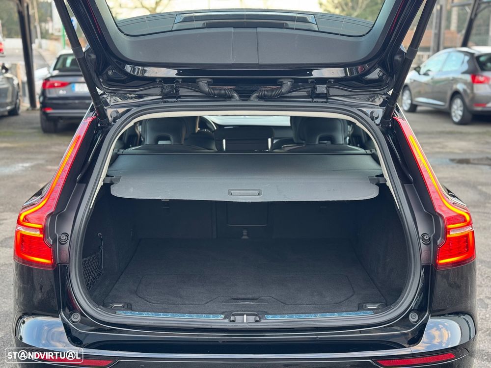 Volvo V60 2.0 B4 Momentum Plus Geartronic - 9