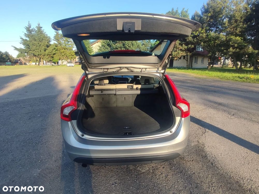 Volvo V60 D4 Edition - 6