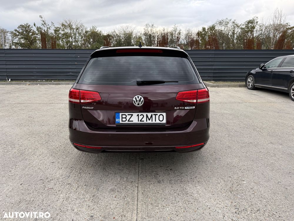 Volkswagen Passat - 5