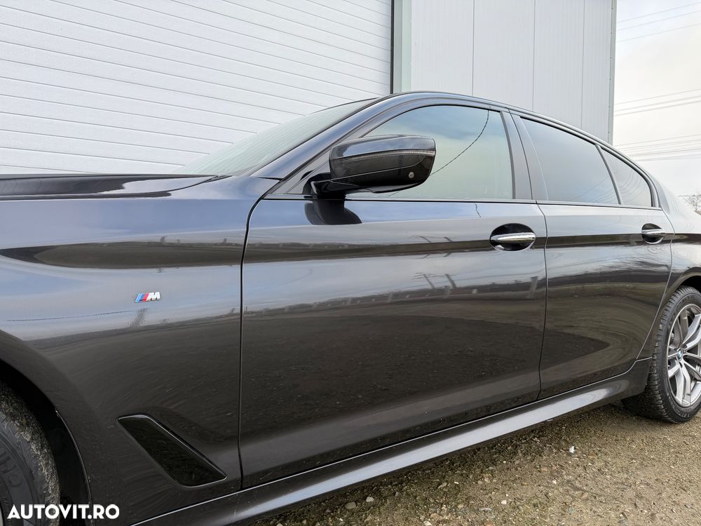 BMW Seria 5 520d Aut. - 22
