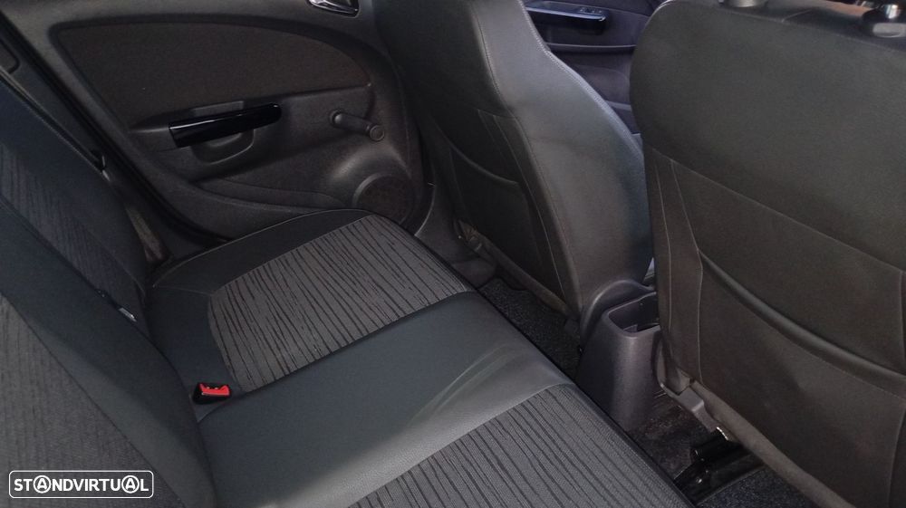 Opel Corsa 1.3 CDTI City 88g - 11