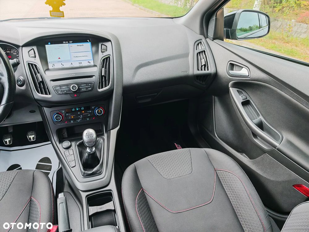 Ford Focus 1.5 EcoBoost ST-Line Black ASS - 26