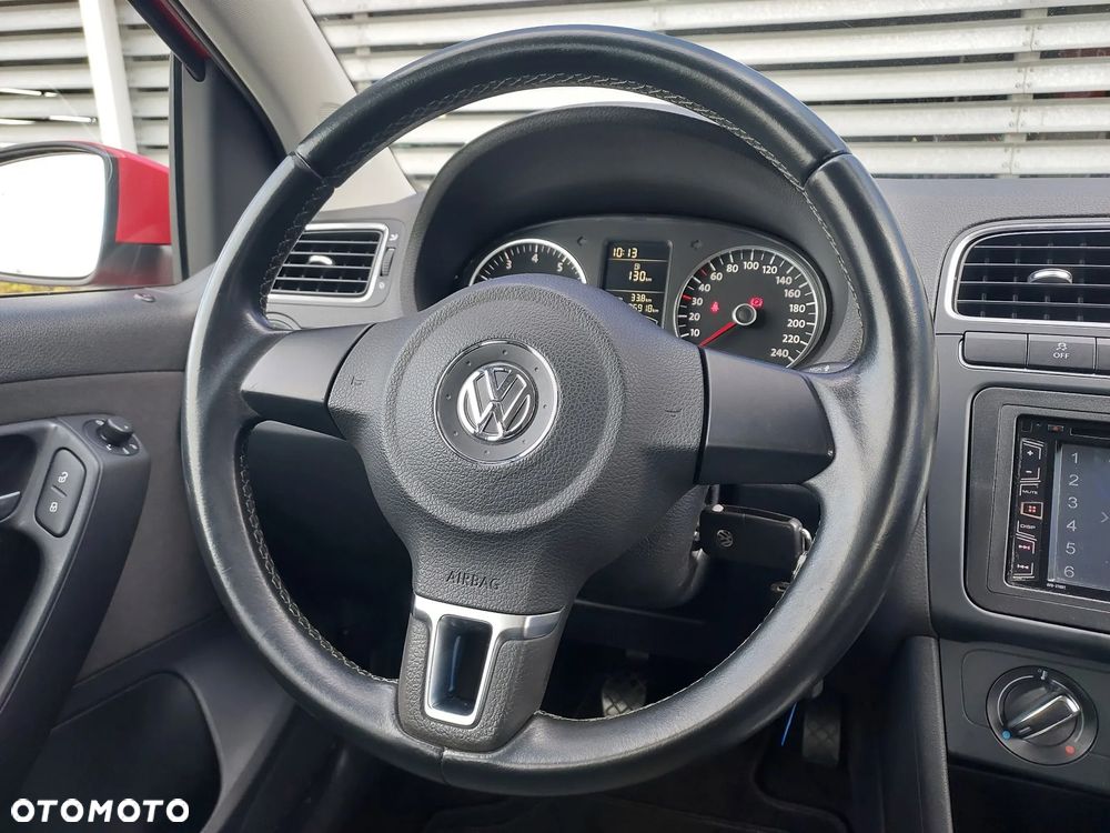 Volkswagen Polo 1.4 16V Comfortline - 35