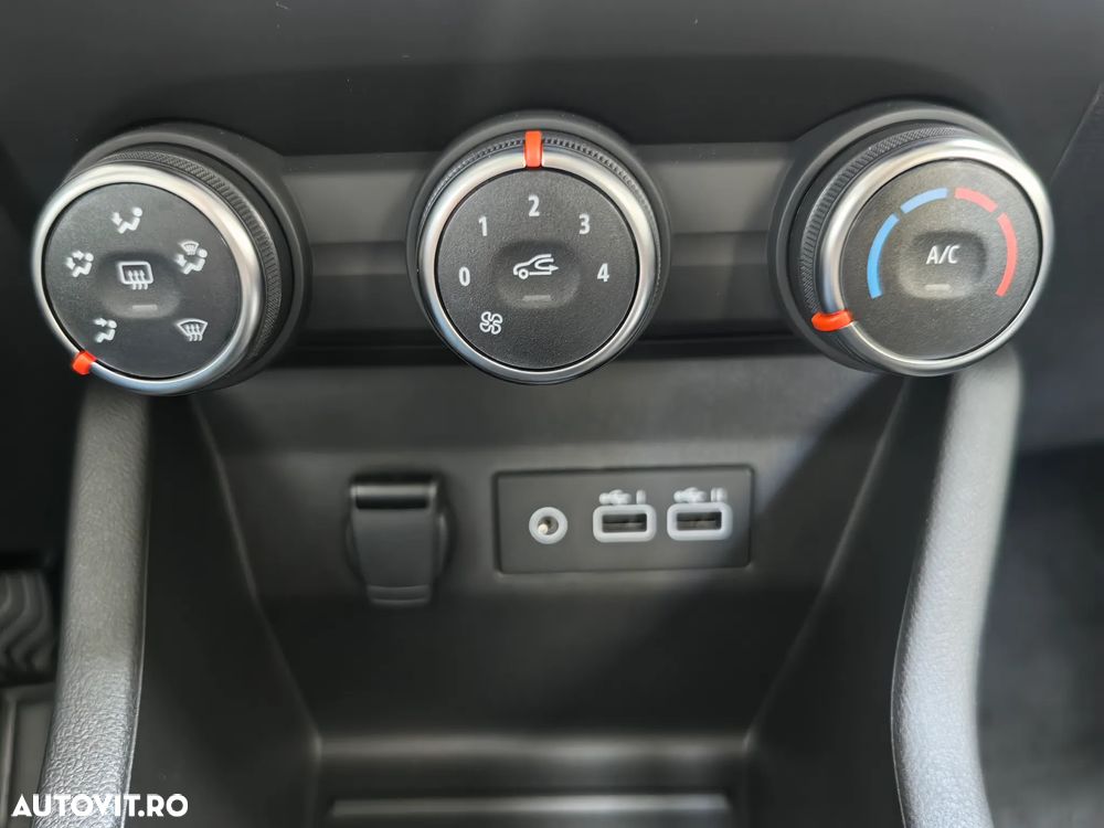 Renault Clio V Blue dCi 100 Evolution - 21