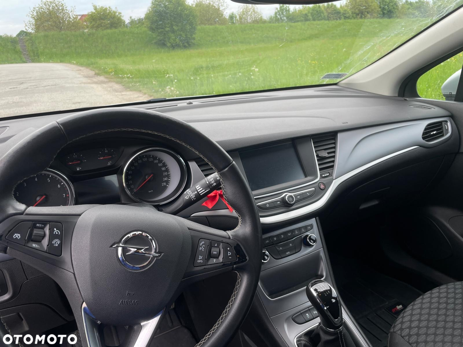 Opel Astra V 1.4 T Dynamic - 14