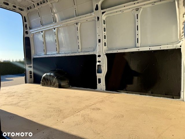 Opel Movano - 8