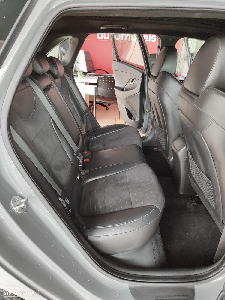 Hyundai i30 2.0 T-GDI N Performance - 17