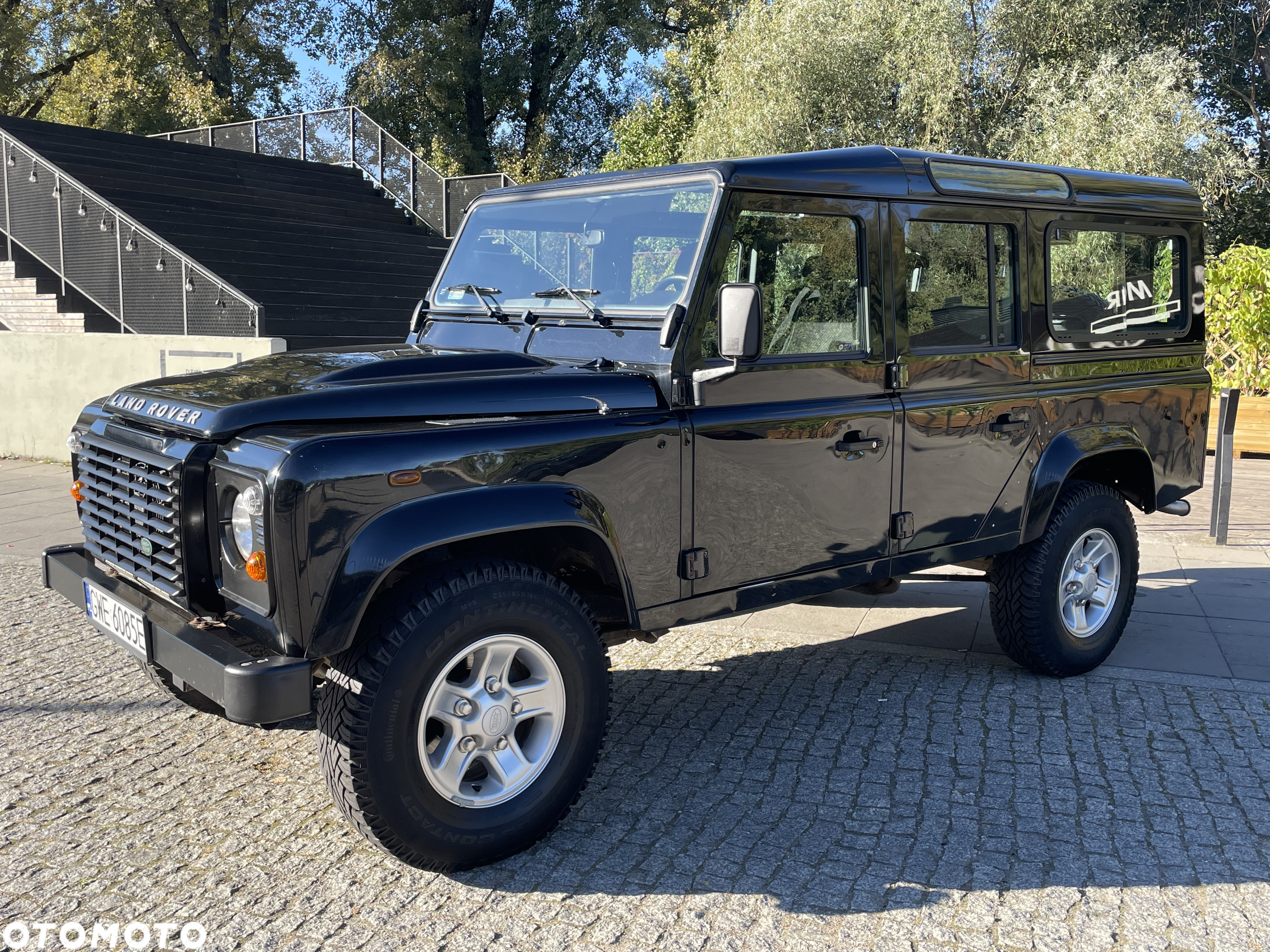 Land Rover Defender 110 2.2 TD4 SE - 33