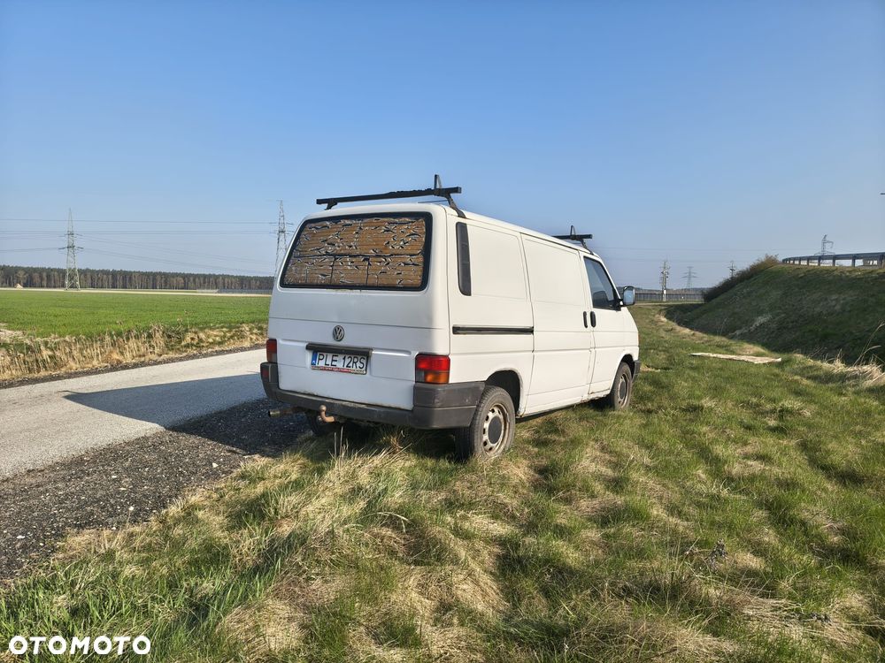 Volkswagen Transporter - 2