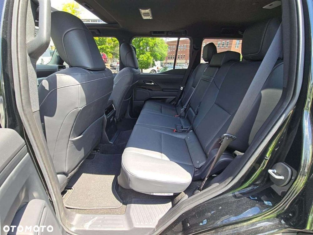 Lexus GX - 12