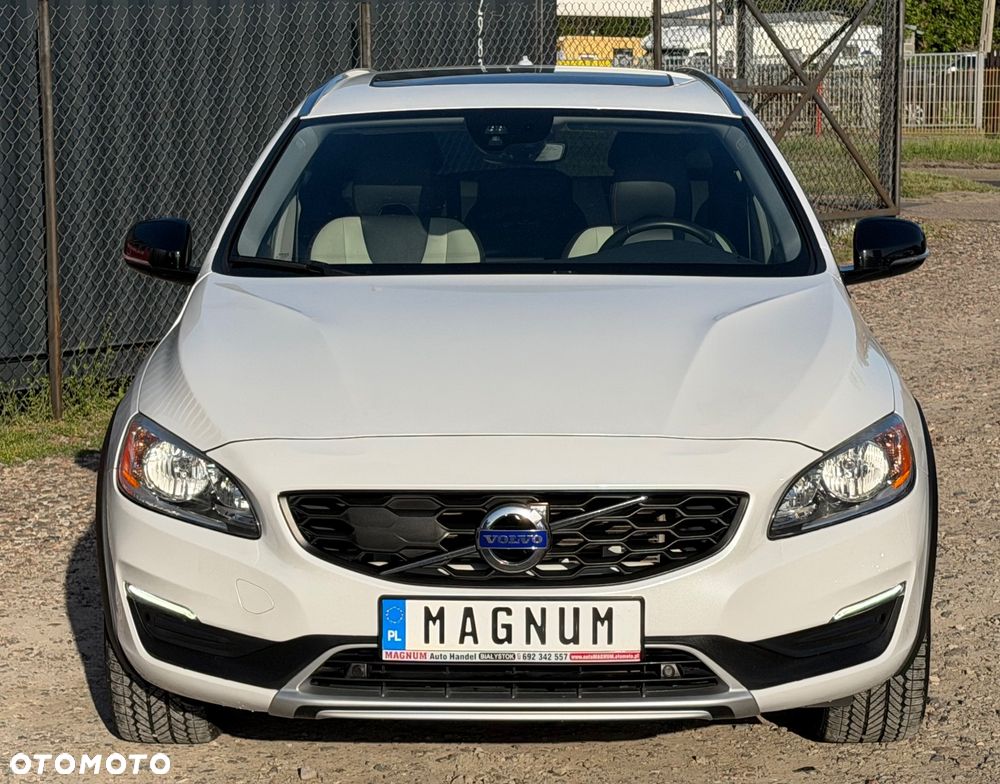 Volvo V60 Cross Country T5 AWD Geartronic Summum - 24