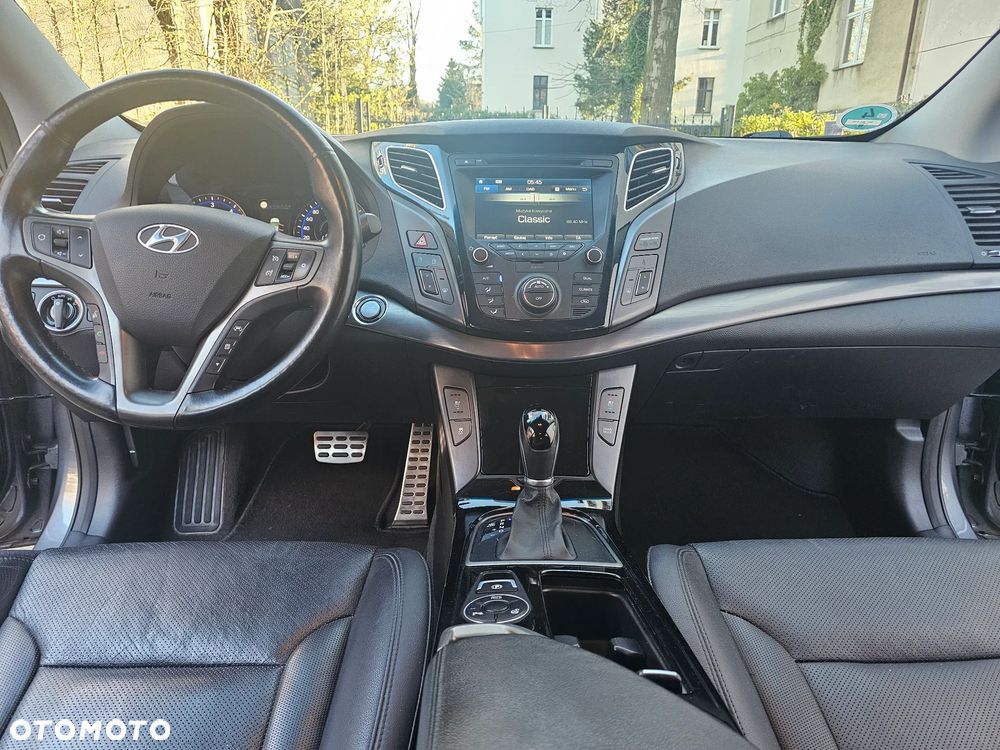 Hyundai i40 Kombi blue 1.7 CRDi DCT Premium - 15