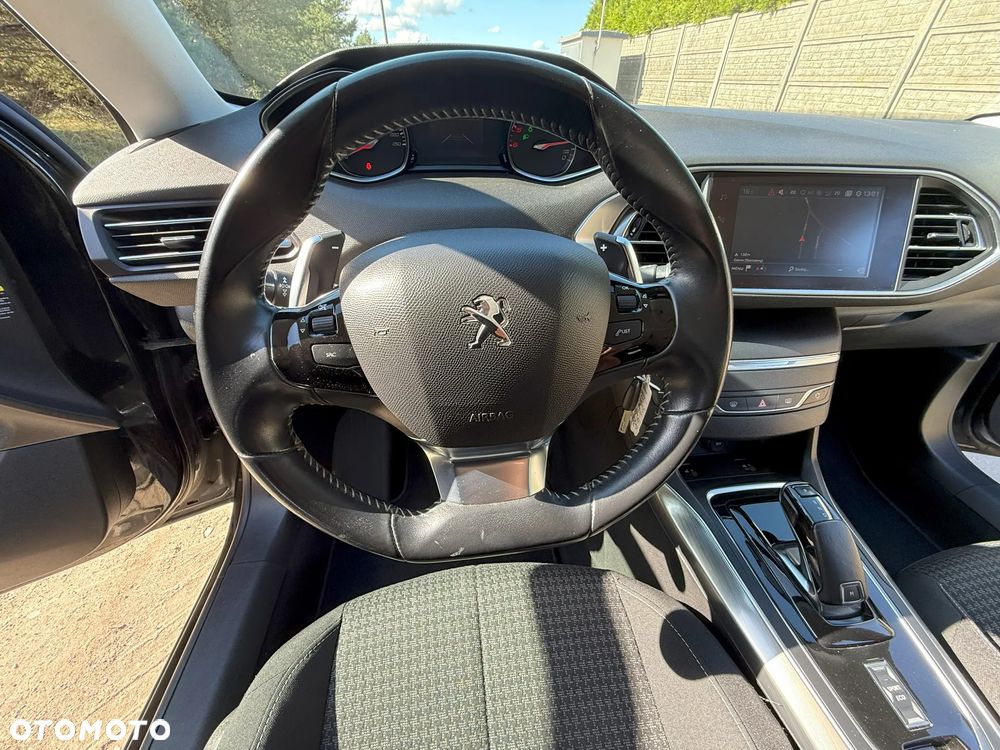 Peugeot 308 SW 1.5 BlueHDi Allure Pack S&S EAT8 - 17