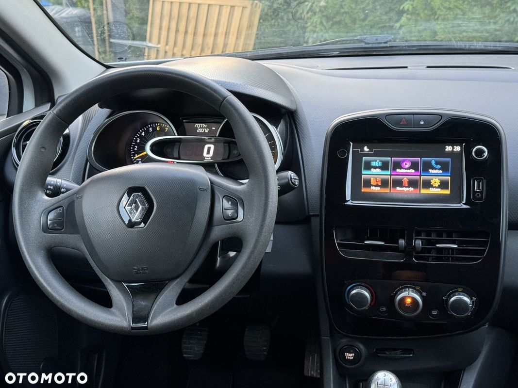 Renault Clio - 14