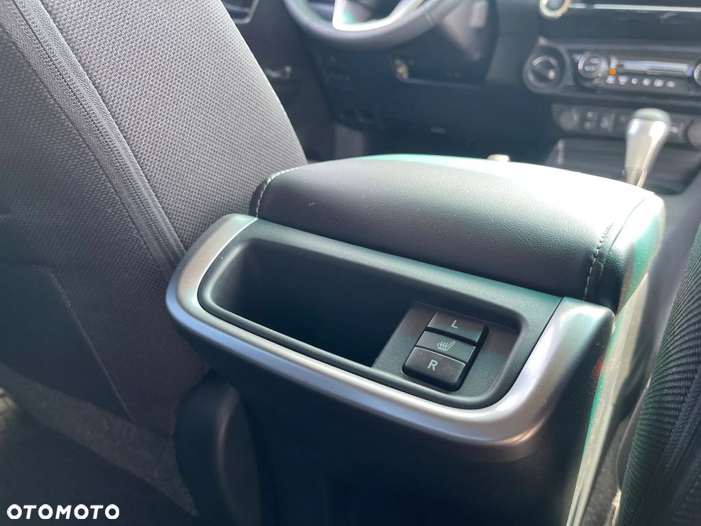 Toyota Hilux 2.8 D-4D Double Cab Invincible Sport 4x4 - 21